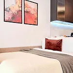 Apartament Skyline Glow - Chic 1br Northern Business Hub Area *